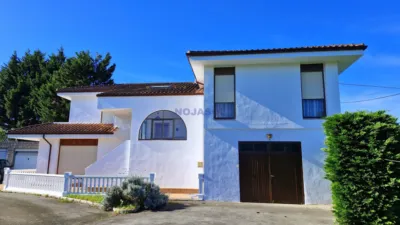 Detached house on Castillo Street photo 3