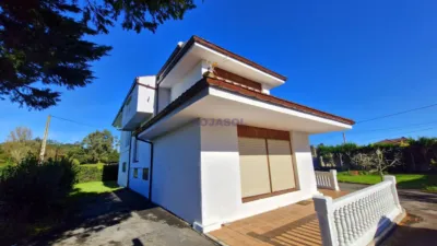 Detached house on Castillo Street photo 9