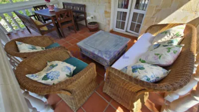 Detached house on Calle San Mames de Meruelo photo 4