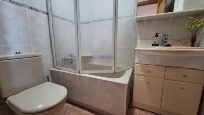 Apartment on San Mames de Meruelo Street photo 19