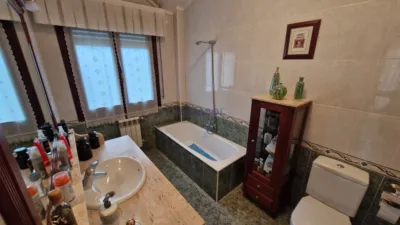 Detached house in Barrio del Castillo photo 49