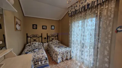 Detached house in Barrio del Castillo photo 39