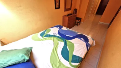 Apartment on Calle de la Brava photo 24
