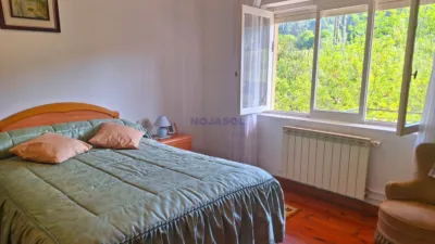 Single-family home in Barrio del Arnuero Palacio photo 47