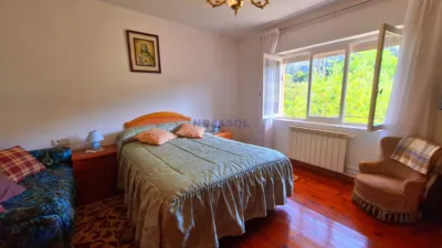 Single-family home in Barrio del Arnuero Palacio photo 46