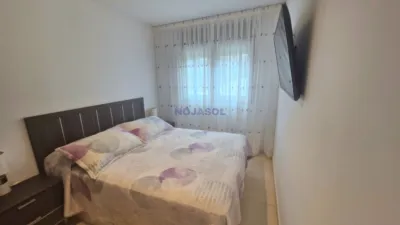 Apartment on Calle de la Brava photo 32