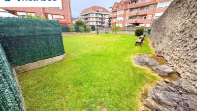 Apartment on Calle de la Brava photo 49