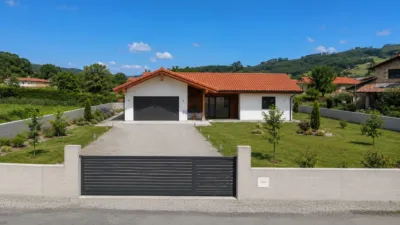 Single-family chalet on Calle Meruelo photo 3