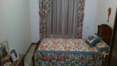 House in the Centre photo 10