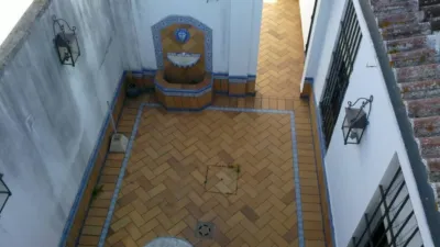 House in the Centre photo 18
