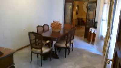 House in the Centre photo 5