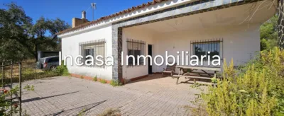 Chalet in El Pozuelo photo 3