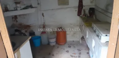 House in Semi-Center photo 3