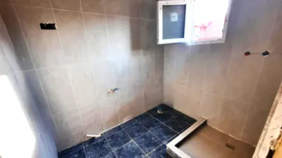 Piso en venta en Calle Salud, San Antonio Abad-Ciudad Jardín (Distrito Núcleo Urbano. Cartagena) de 50.000 €