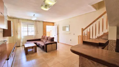 Dúplex en venta en Calle Coimbra, 17, Los Barreros-Cuatro Santos (Distrito Núcleo Urbano. Cartagena) de 184.000 €