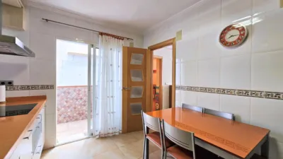 Dúplex en venta en Calle Coimbra, 17, Los Barreros-Cuatro Santos (Distrito Núcleo Urbano. Cartagena) de 184.000 €