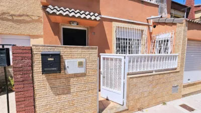 Dúplex en venta en Calle Coimbra, 17, Los Barreros-Cuatro Santos (Distrito Núcleo Urbano. Cartagena) de 184.000 €