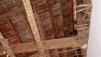 Casa en venta en Calle del Bidasoa, Los Dolores-Los Gabatos-Hispanoamérica (Distrito Núcleo Urbano. Cartagena) de 85.000 €