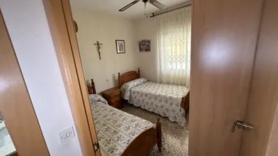 Chalet adosado en venta en Calle Pico Veleta, 1, Nueva Cartagena (Distrito Núcleo Urbano. Cartagena) de 285.000 €