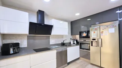 Dúplex en venta en Calle Coimbra, Los Barreros-Cuatro Santos (Distrito Núcleo Urbano. Cartagena) de 238.000 €