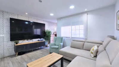Dúplex en venta en Calle Coimbra, Los Barreros-Cuatro Santos (Distrito Núcleo Urbano. Cartagena) de 238.000 €