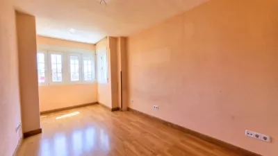 Flat on Calle Ramón y Cajal, 25 photo 12