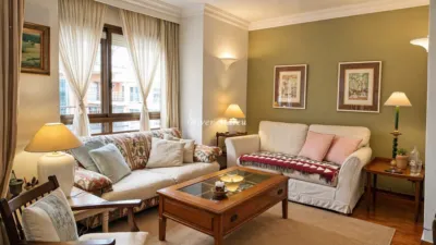 Apartment on Carrer de les Mestres d'Aixa photo 3