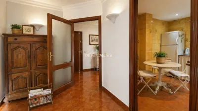Apartment on Carrer de les Mestres d'Aixa photo 4