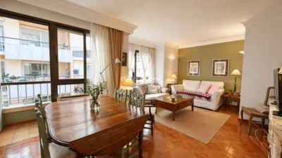 Apartment on Carrer de les Mestres d'Aixa photo 2