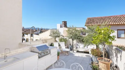 Penthouse on Carrer de Sant Bartomeu photo 3