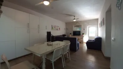 Chalet en venta en Carmona, Carmona de 250.000 €
