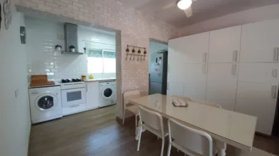 Chalet en venta en Carmona, Carmona de 250.000 €