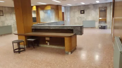 Local comercial en venta en Pasaje de Luis Golf, 10 - Más
