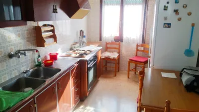 Apartment on Calle del Atleta Antonio Amorós photo 8