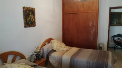 Apartment on Calle del Atleta Antonio Amorós photo 10