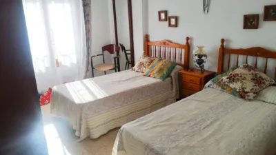 Apartment on Calle del Atleta Antonio Amorós photo 27
