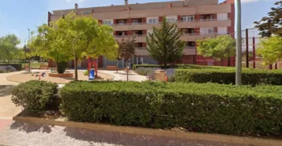 Local comercial en alquiler en Calle de Miguel Hernández - Vista 3