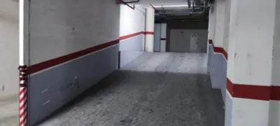 Garaje en venta en Avenida de Juan Carlos I - Vista 2