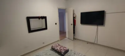Apartment on Calle Miguel Martínez photo 5