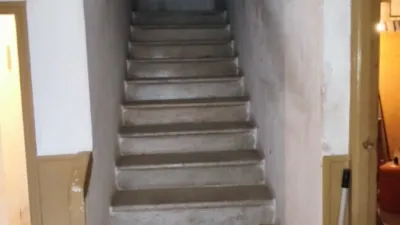 Casa en venta en Plaza Constitución, 7, Espirdo de 54.000 €
