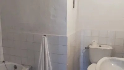 Casa en venta en Plaza Constitución, 7, Espirdo de 54.000 €