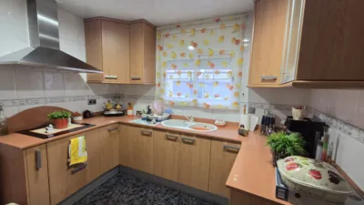 House for sale in Abrera photo 2
