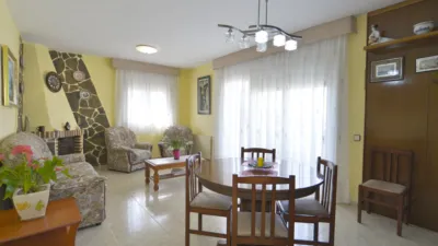 House for sale in Abrera photo 2