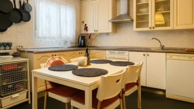 Piso en venta en Calle de Madrid, cerca de Calle de Curro Romero, Humanes de Madrid de 230.000 €