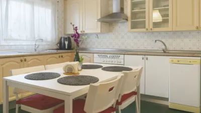 Piso en venta en Calle de Madrid, cerca de Calle de Curro Romero, Humanes de Madrid de 230.000 €