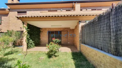 Chalet en venta en Calle de la Osa Mayor, Moraleja de Enmedio de 490.000 €