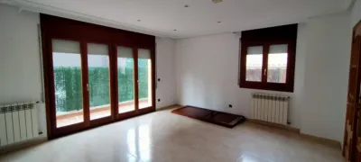 House in Olot photo 2