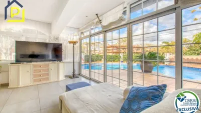Detached house in Passatge Requesens photo 12