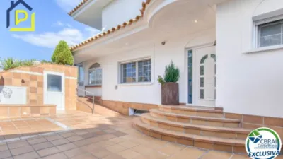 Detached house in Passatge Requesens photo 5