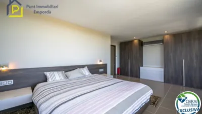 Chalet on Carrer d'Alemania photo 26